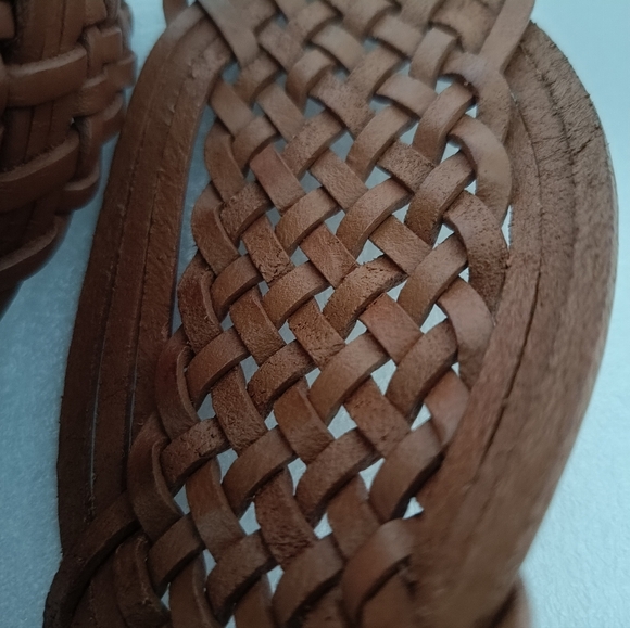 🍂Holt Renfrew Lether Brown Woven Belt - Picture 5 of 12